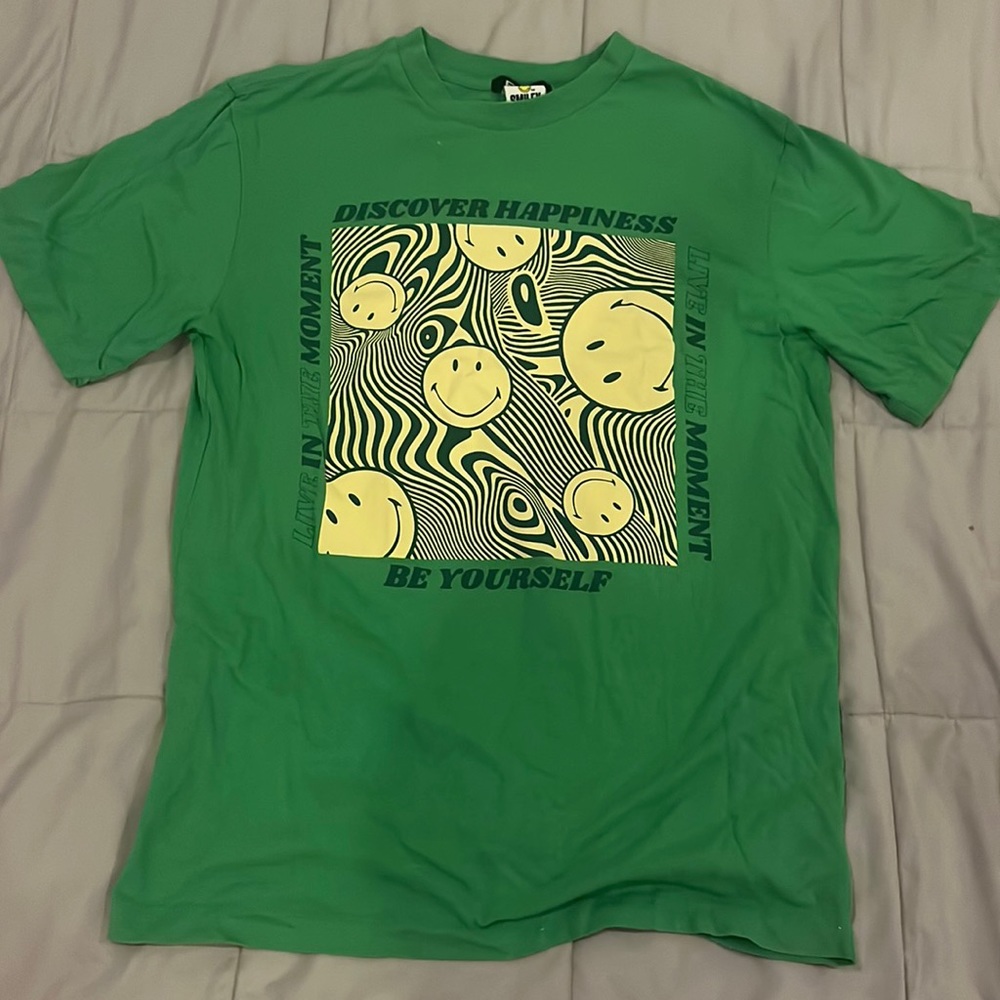 Tillys Smiley Tee